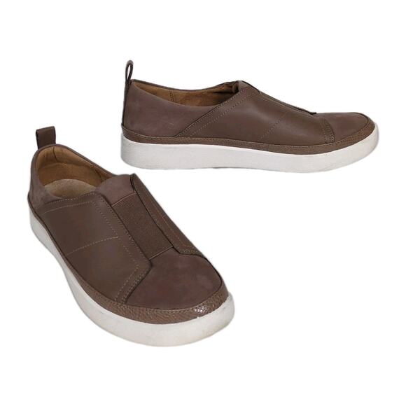 VIONIC Taupe Zinah Slip-On Sneaker Nubuck Leather Casual Comfort Women's 8.5 - Picture 1 of 8